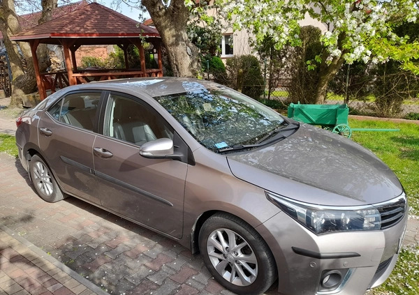 Toyota Corolla cena 42900 przebieg: 156000, rok produkcji 2013 z Ostróda małe 79